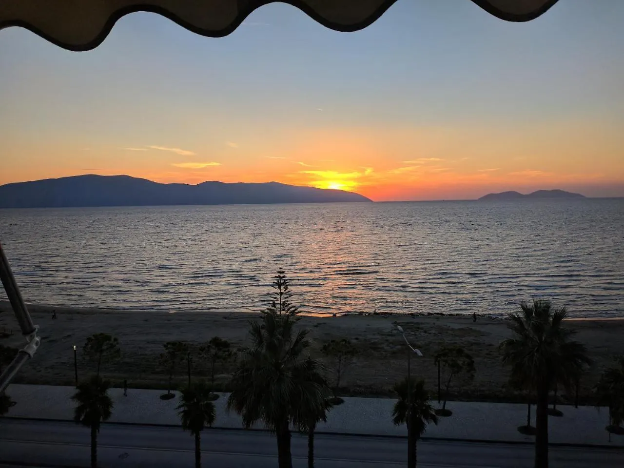 Vlorë Lucky Lux Apartment 0*,